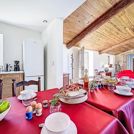 Сasa de vacaciones Mas Des Vignes By Interhome